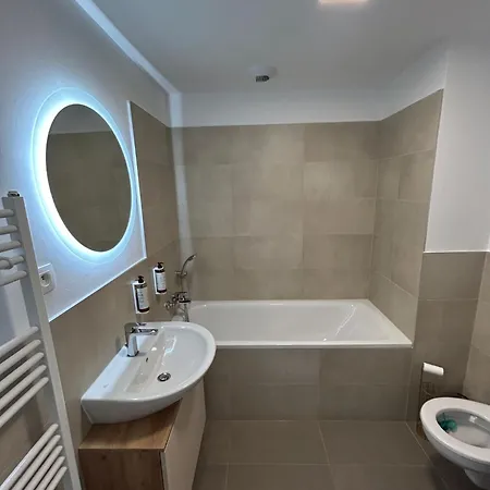 Apartamento Airport With Own Parking