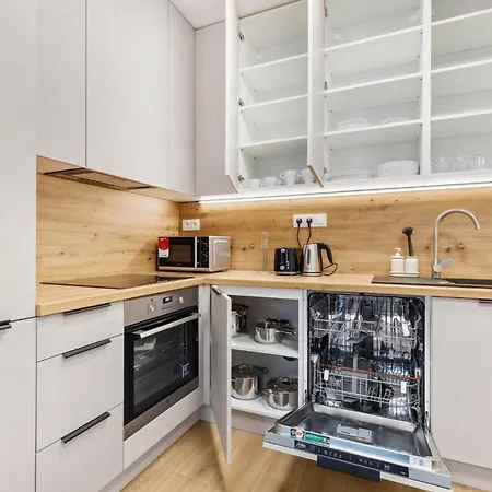 Apartment Airport With Own Parking Bratislava