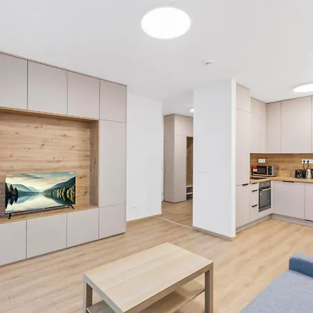 Airport With Own Parking Apartamento