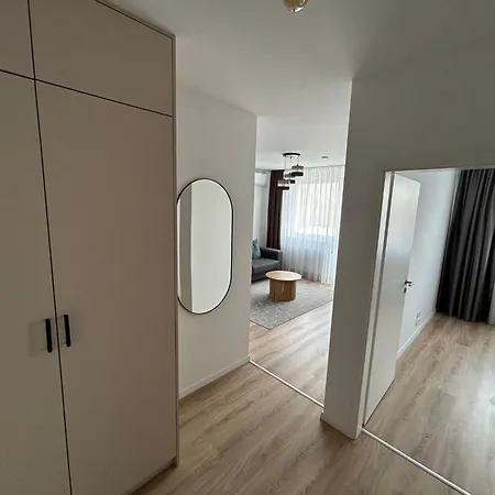 Airport With Own Parking * ברטיסלאבה