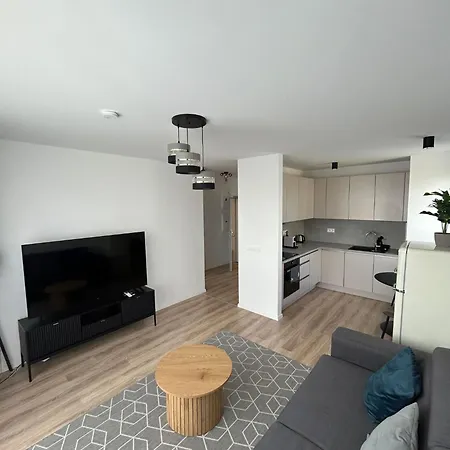 דירה Airport With Own Parking *